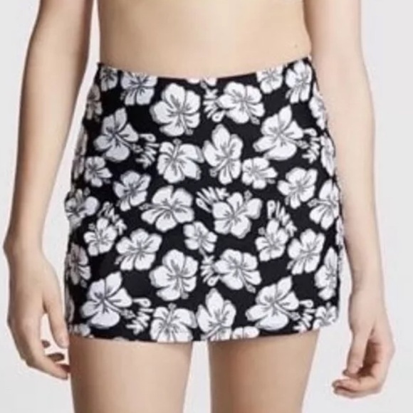 NWT Victoria Secret PINK Black and White Floral Swim Skirt - Picture 2 of 12